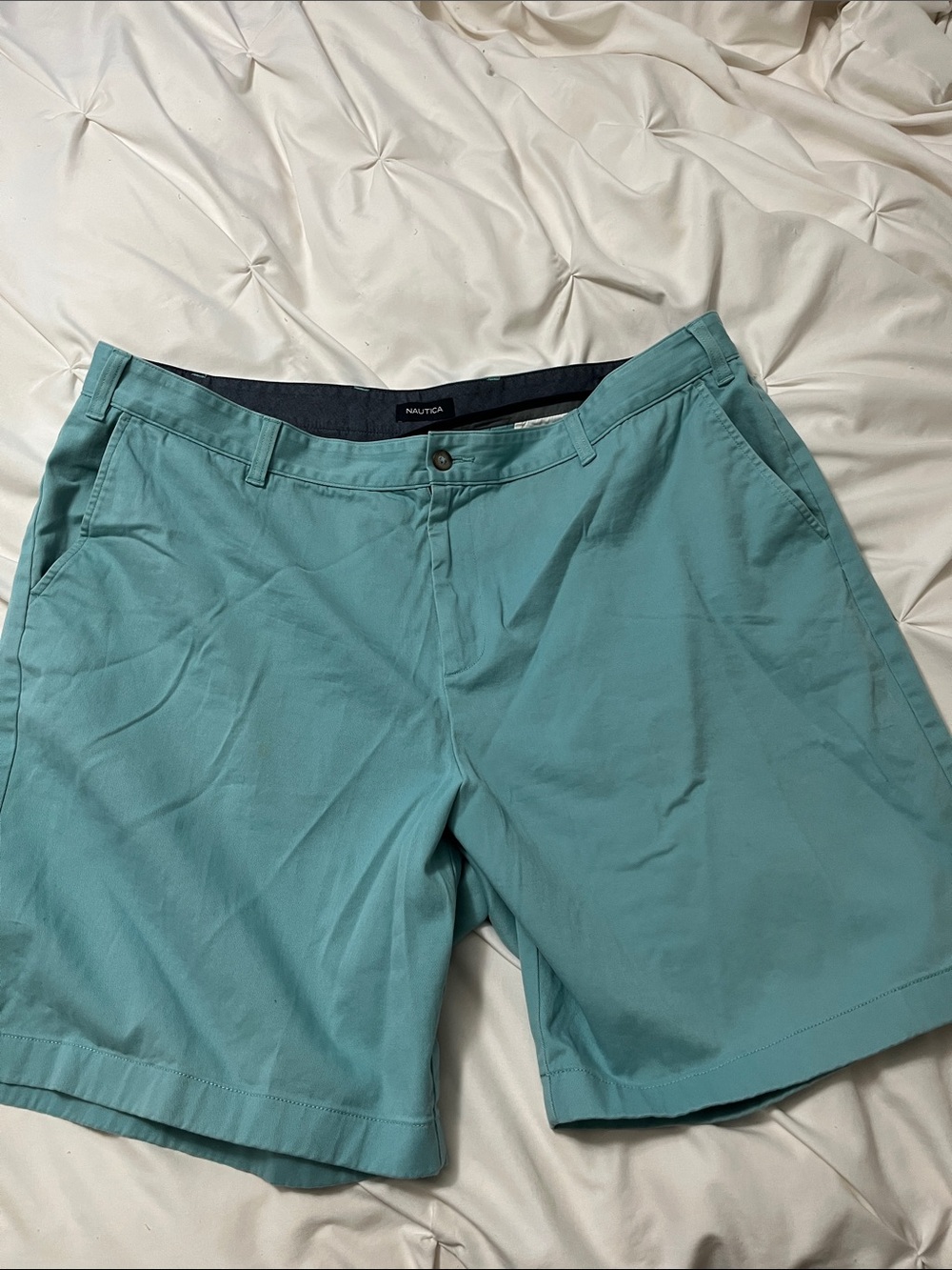 Nautica Deck Shorts 44  in Aqua with Navy Trim